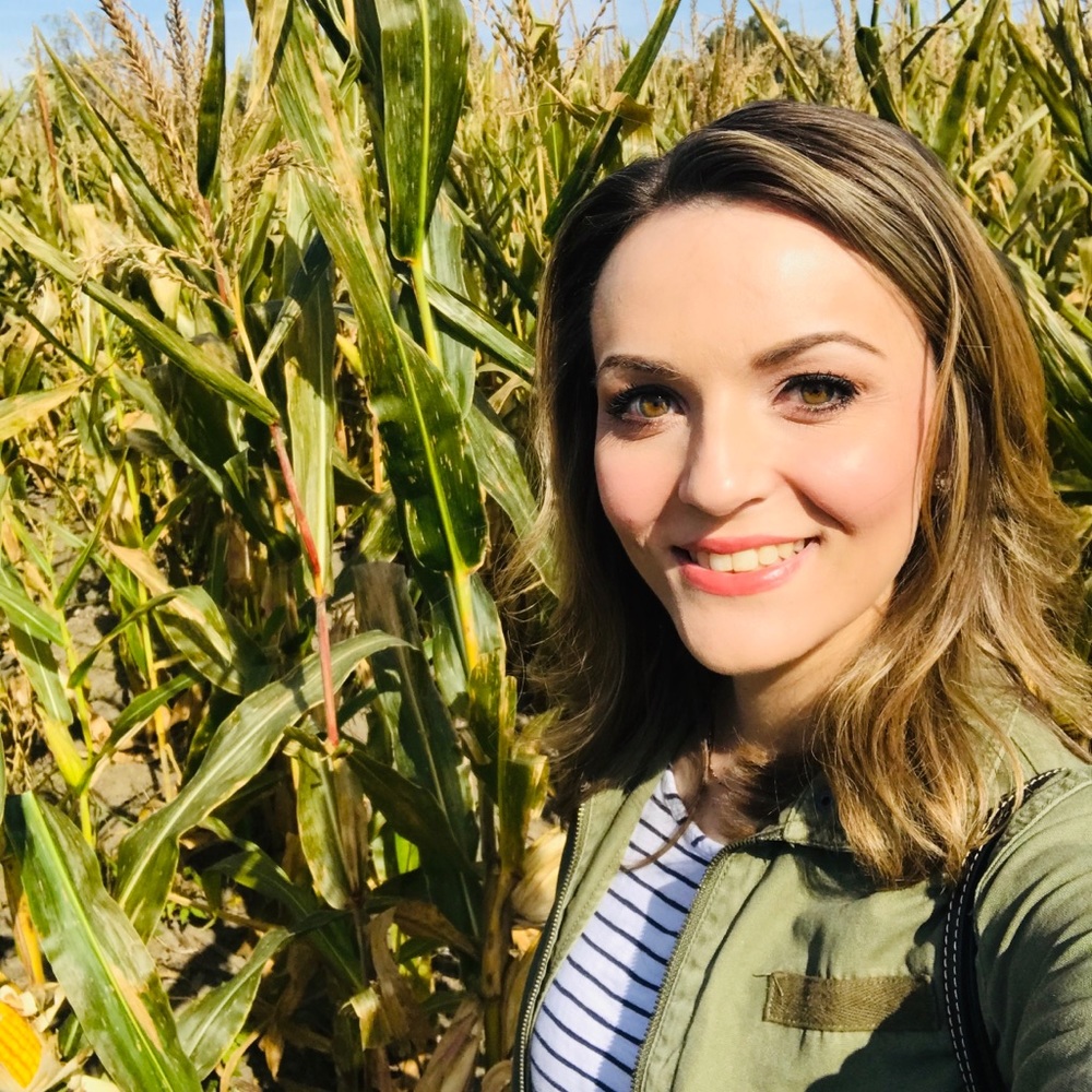 Meet your Posher, Danielle